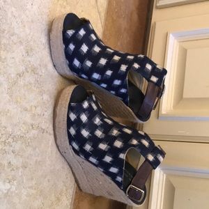 Betty Mullec Wedge Linen shoes
